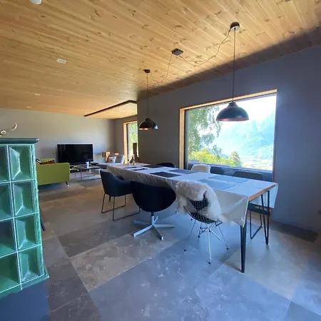 S'gmiatli 伊塞尔斯堡